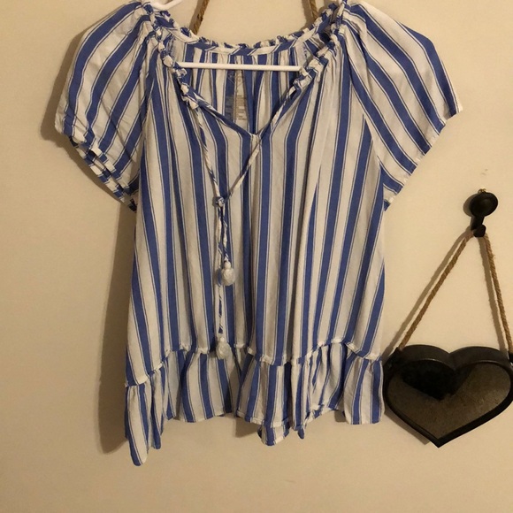 Size medium - Picture 1 of 3